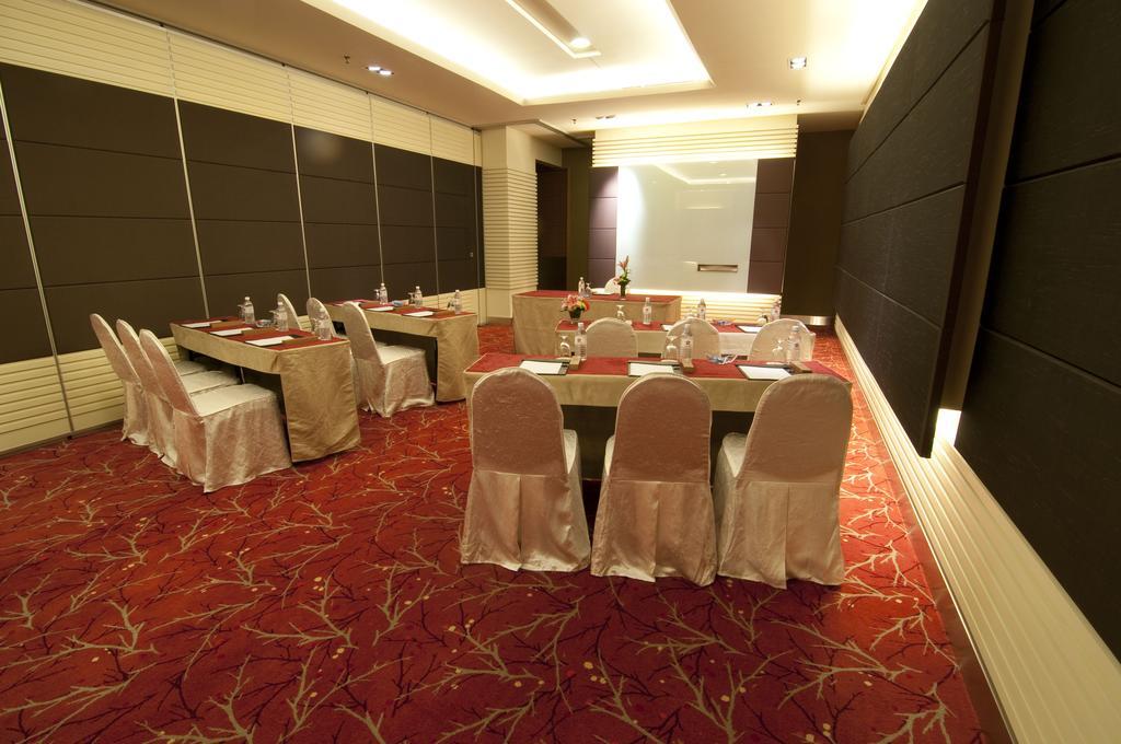 Swiss-Garden Hotel Bukit Bintang Куала Лумпур Екстериор снимка